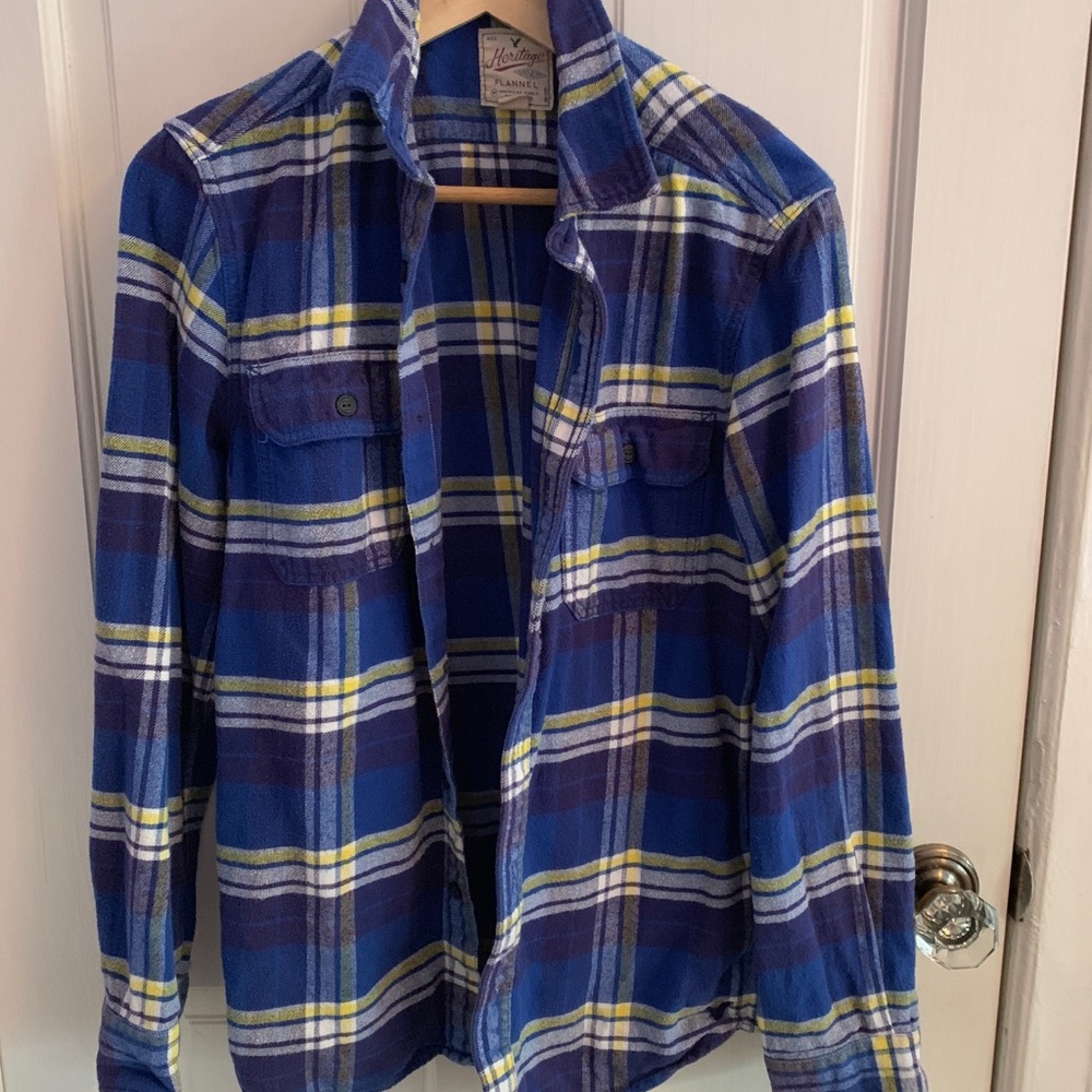 American eagle button up